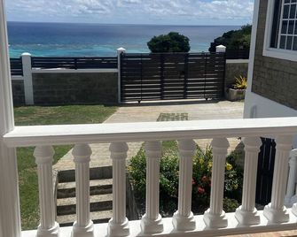 Atlantic Breeze Apartment 3 - Canouan Island - Canouan Island - Balcón