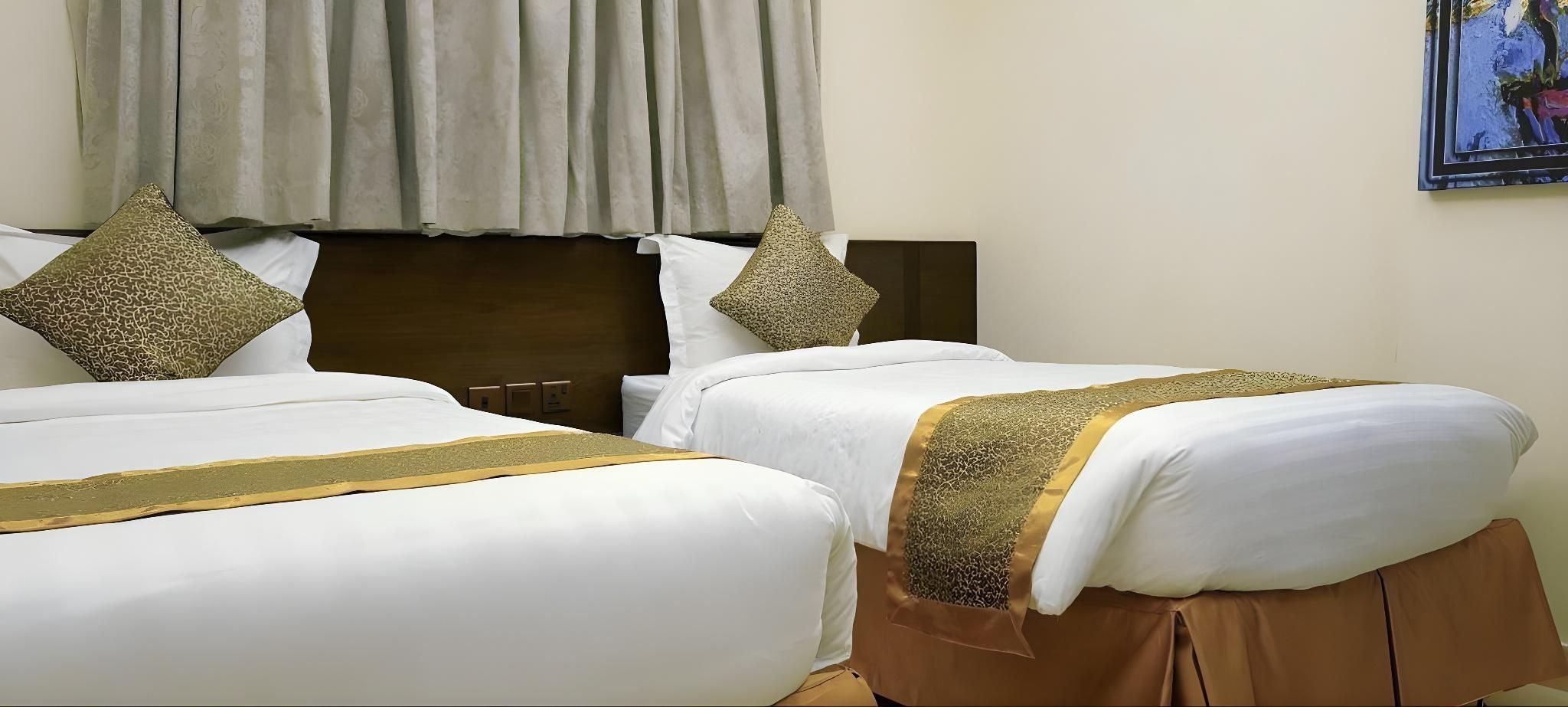Golden New Hira Hotel thumbnail 2