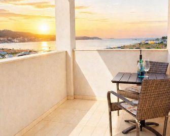 Apartment Belissima Deluxe - Supetarska Draga - Balcón