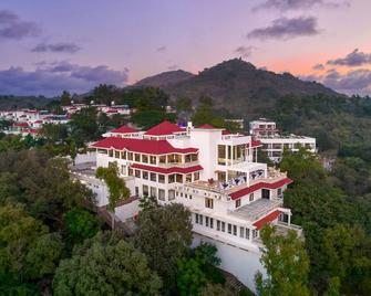 Sterling Mount Abu - Mount Abu - Edificio