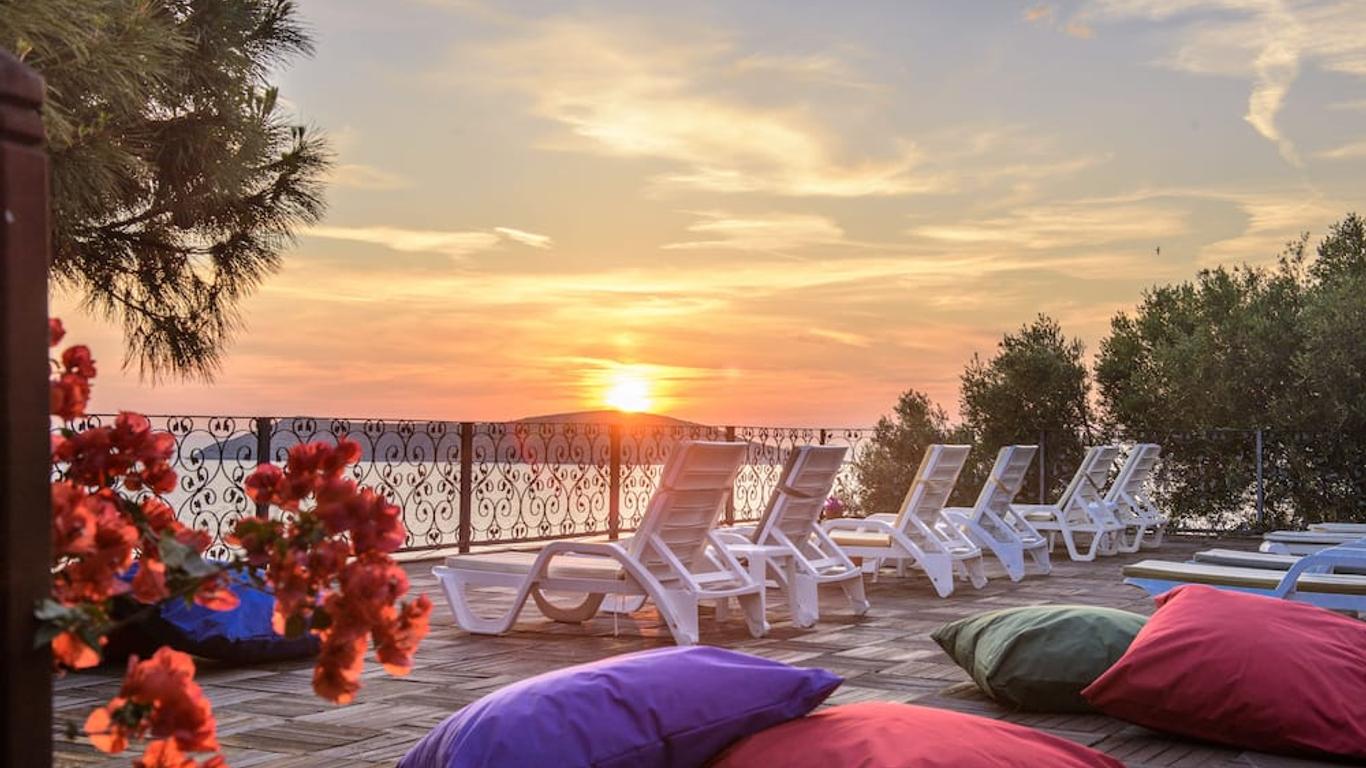Arion Resort Boutique Hotel