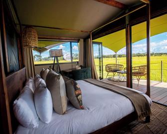 Escarpment Serengeti Luxury Camp - Serengeti - Bedroom