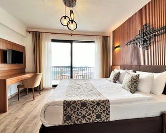 1774 Kazdagi Termal Butik Otel - Едреміт/Корфез - Спальня