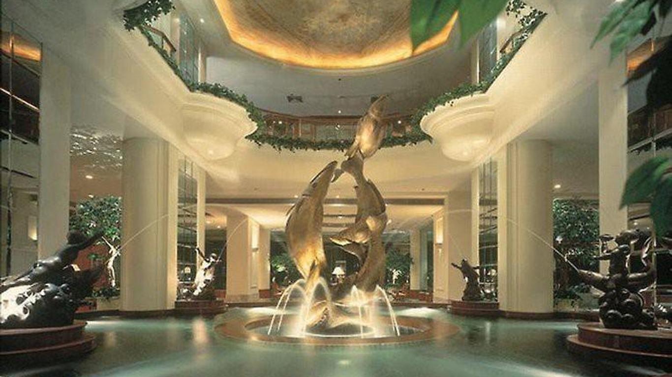 Ocean Marina Yacht Club Hotel