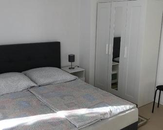 Apartment in EG Schaupenstiel - Northeim - Bedroom