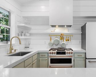 Grayton Time - Grayton Beach, Heated Private Pool, Walk to the Beach + Red Bar! - Grayton Beach - Cocina