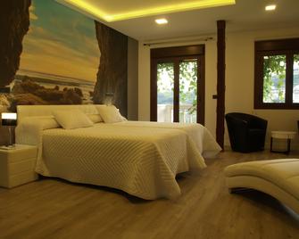 Hostal El Cerro - Only Adults - Pedro Bernardo - Habitación