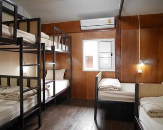 At Pier Hostel Lanta - Ko Lanta - Bedroom