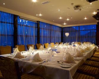 Warrington Fir Grove Hotel, Sure Hotel Collection by BW - Warrington - Restaurant