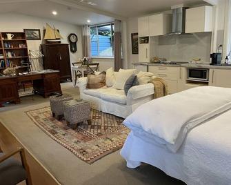 Broughton Studio - On 5 Pristine Acres Just 5klm/5 Minutes Easy Drive From Berry - Berry - Küche