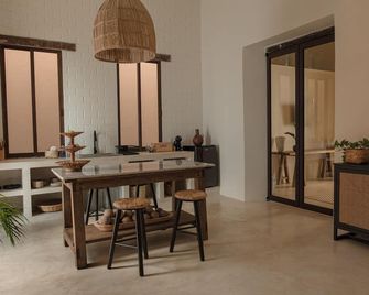 Narrativ Lofts -Solario- Charming Historic Escape - Campeche - Dining room