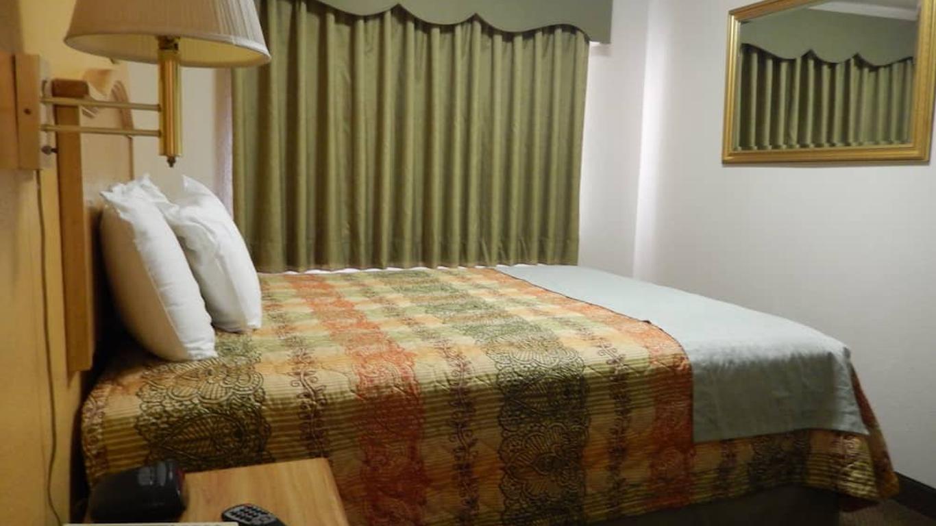 Executive Inn Pearsall