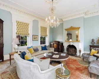 Historic Simmstown Manor Located On Bourbon Trail - Lebanon - Sala de estar