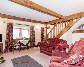 Green Clough Farm - Bradford - Living room