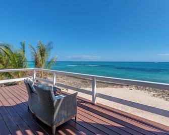Spacious Ocean Front Home! Amazing Views! - Great Guana Cay - Balcón
