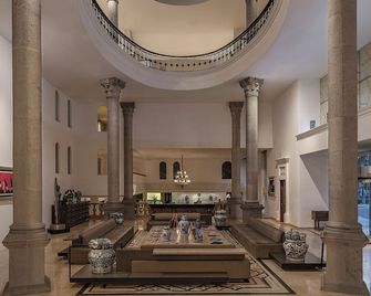 إنتركونتاينينتال بريزيدنتي بويبلا باي آيتش جي - بويبلا - أفضل طعام