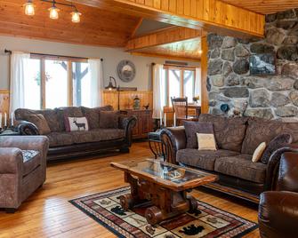 The Inn at OxBow Acres - Milan - Sala de estar