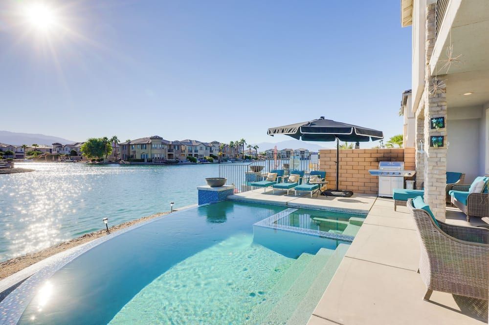 Lake & Mountain Views: Indio Oasis w/ Pool - Indio - Pool