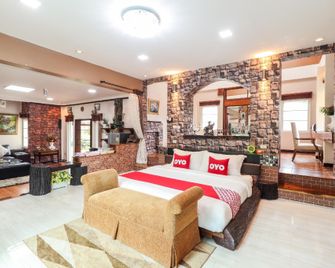 OYO 362 Tunglakorn Farm - Mae Taeng - Schlafzimmer