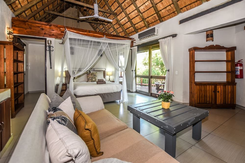 Leopard's Lair Bush Lodge - Hoedspruit