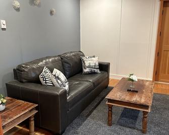 Annies Place - Kaslo - Living room