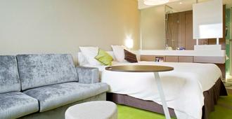 Ibis Styles Bordeaux Aeroport - Mérignac - Bedroom