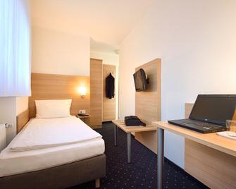 Hotel Celina Niederrheinischer Hof - Krefeld - Bedroom