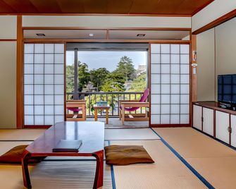 Nara Visitor Center And Inn - Nara - Habitación