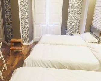 Le Vintage - אבילה - חדר שינה