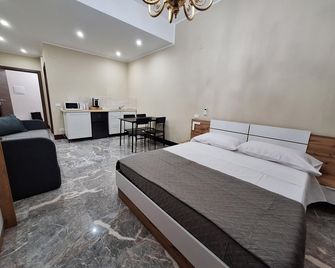 Arte Mia B&B - Ρήγιο - Τραπεζαρία