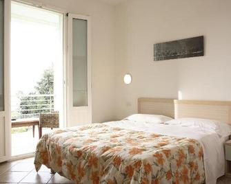 Hotel Aurora - San Vincenzo - Bedroom