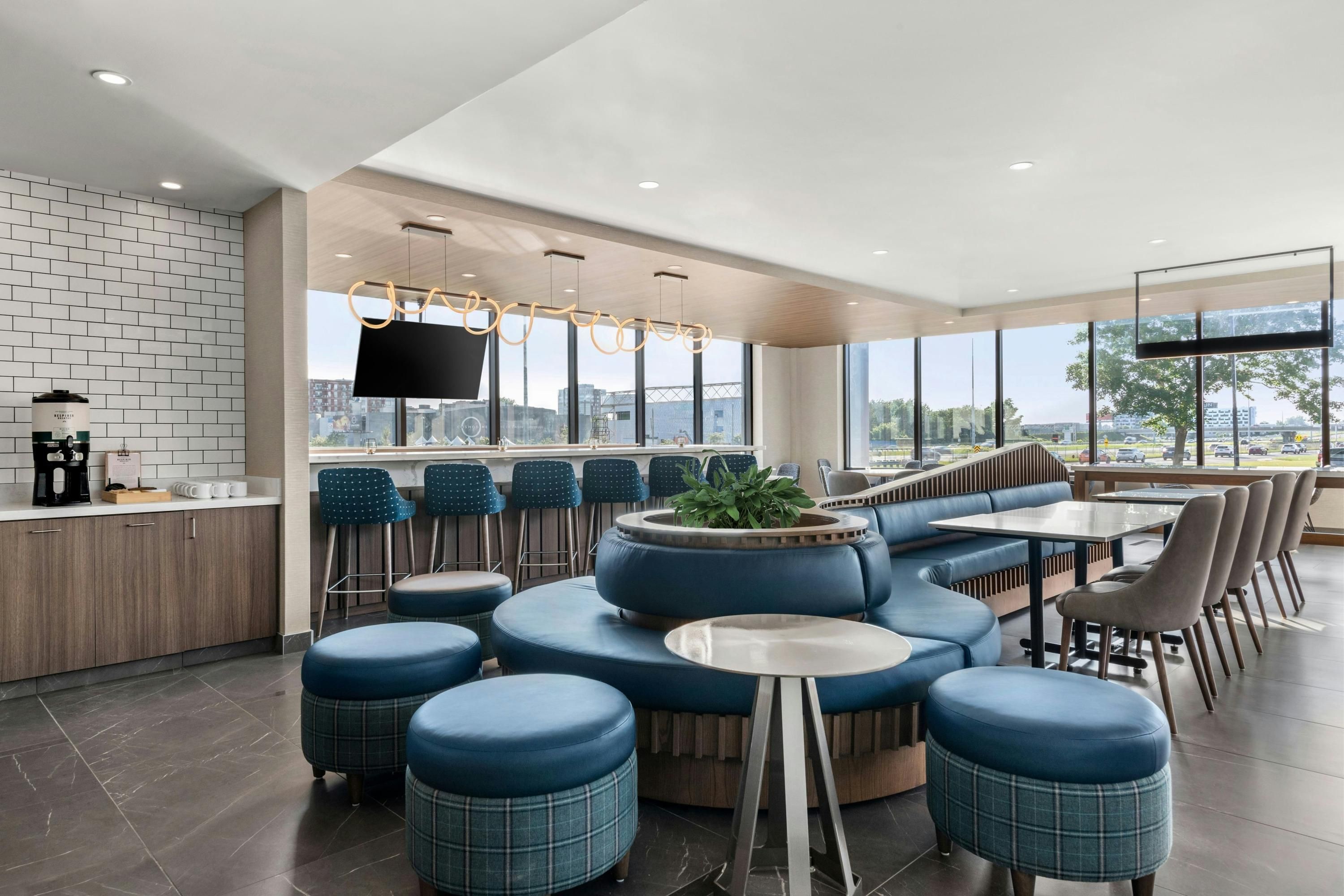 Residence Inn by Marriott Laval - Laval - Lounge