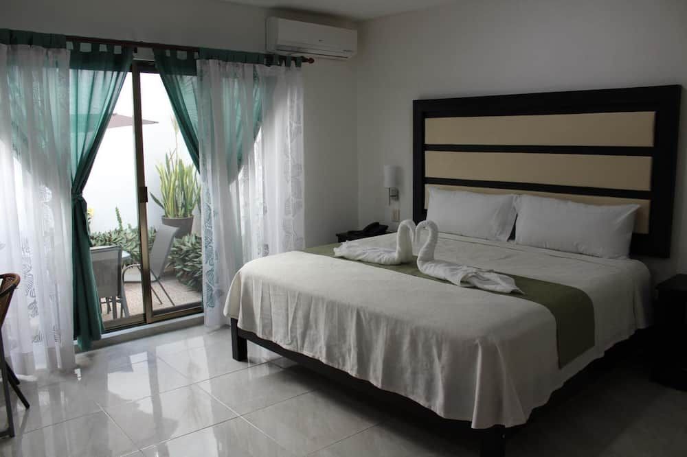 Hotel CEO Group - קמפצ'ה - חדר שינה