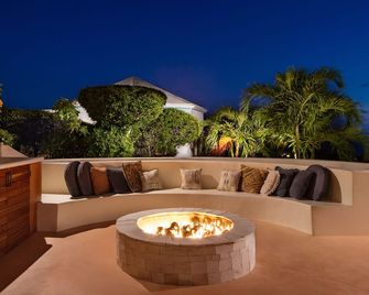 2 Bedroom Villa With 360 Degree Views Set High On Hill On 5 Acre Estate. - The Bight Settlements - Balkon