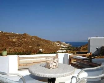 Lino Apartments - Platis Gialos - Balcony