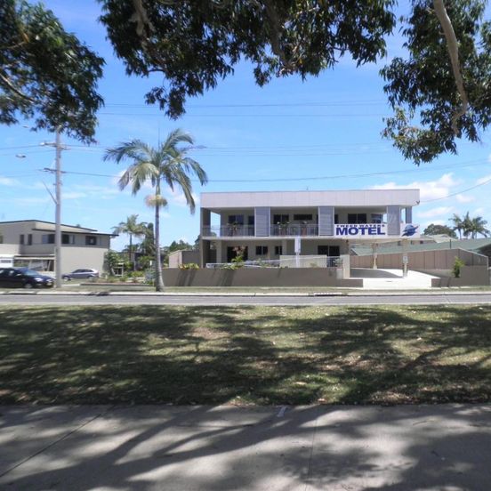 Tweed Waters Motel image 1