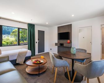 Luxe Suites & Apartments - קווינסטאון