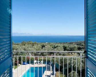 Villas with pool near Koroni and exceptional panoramic sea view - Messene - Balcón