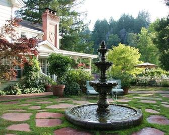 Inn at Occidental - Occidental - Outdoors view