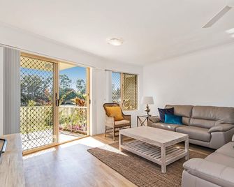 Aquarius Noosa - Noosaville - Wohnzimmer
