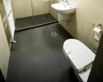 Montana Popa Boutique Studio - Blaj - Baño