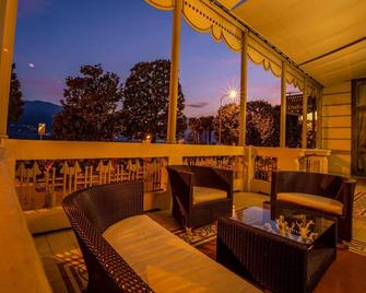 Hotel Pallanza By Lvg Hotel Collection - Verbania - Balcón