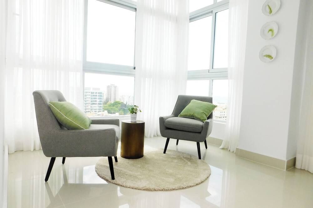 2 Bed Apartment, floor 13 - סנטו דומינגו - סלון