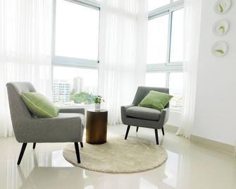2 Bed Apartment, floor 13 - 산토도밍고 - 거실