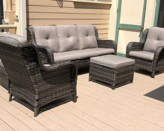 Close To Downtown & Uwec - Eau Claire - Patio