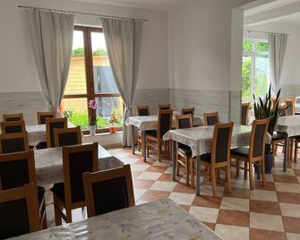 Pokoje Alina - Grzybowo - Restaurant