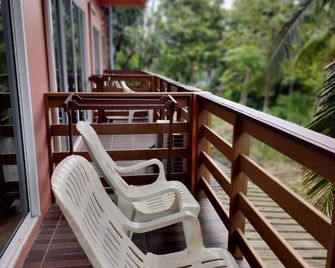 N.D.Hotel - Ko Lanta - Balcón