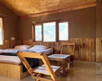 Quiet & peaceful Apple Farm Stay - Naggar