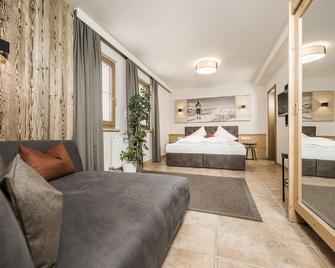 مونتانا أبارتمنتس - فوغين - غرفة نوم