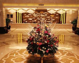 Qingyang Hotel - Qingyang - Recepción